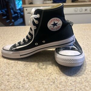 Converse Chuck Taylor high tops